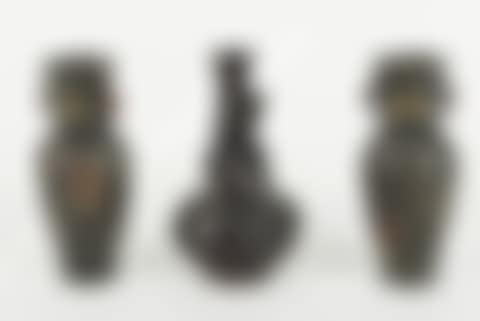 Lot of 3 Japanese bronze vases (preview)