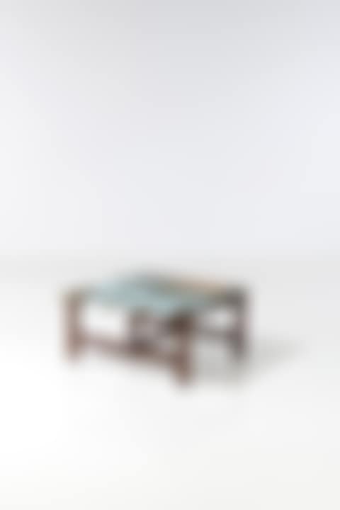 Coffee table (preview)