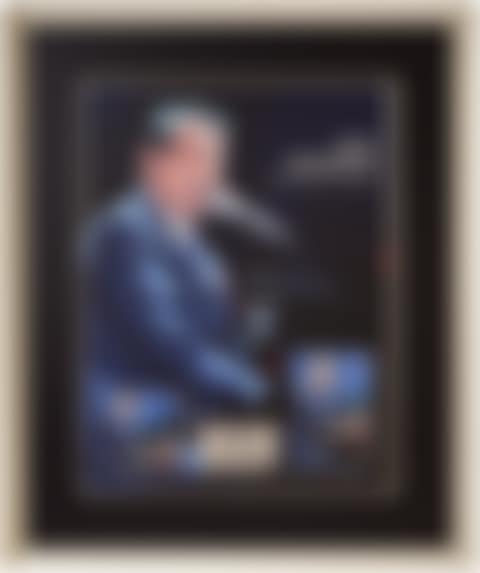 A platinum award presented to Udo Jürgens for "Das letzte Konzert" (preview)