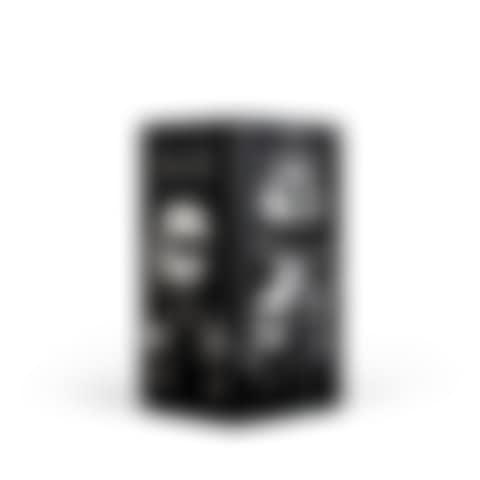 Tokidoki; a figure of Karl Lagerfeld (preview)