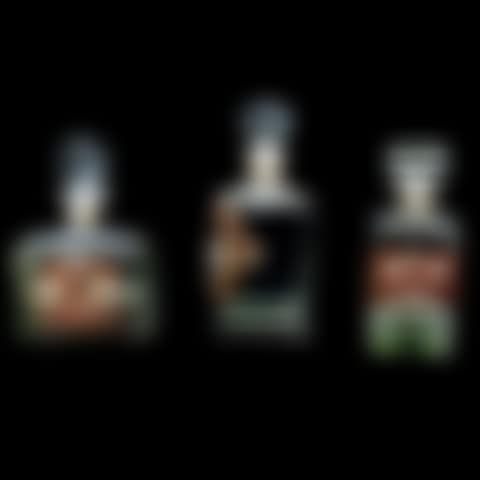 LOT OF LIQUOR BOTTLES (preview)