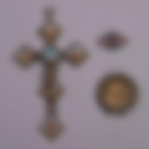 Lot of decorative items. (preview)