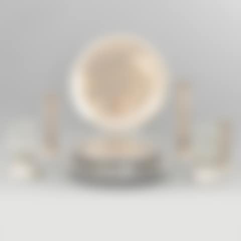 Mixed lot of decorative items (preview)