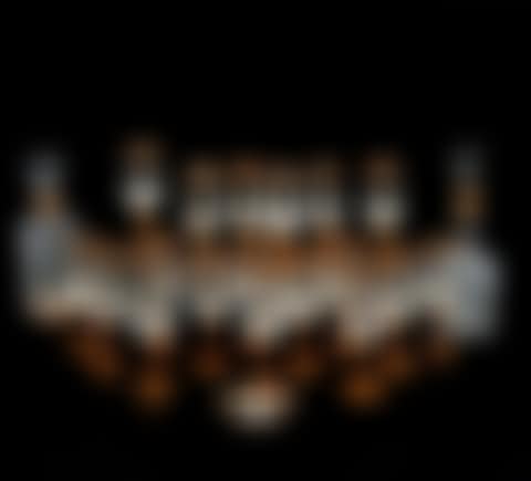 Lot of glassware. (preview)
