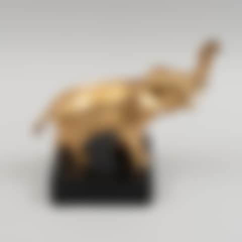 Elephant figure (preview)