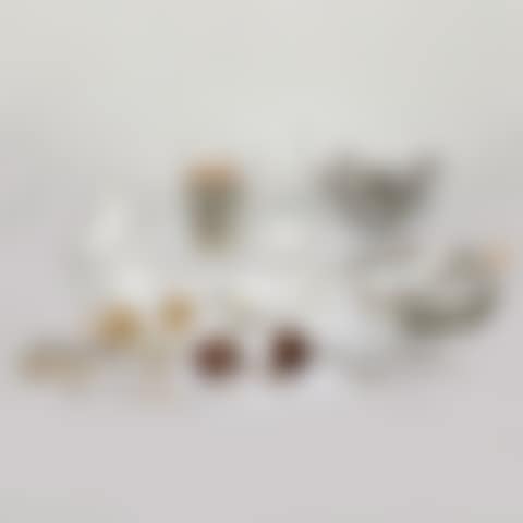 Mixed lot of 134 pieces (preview)