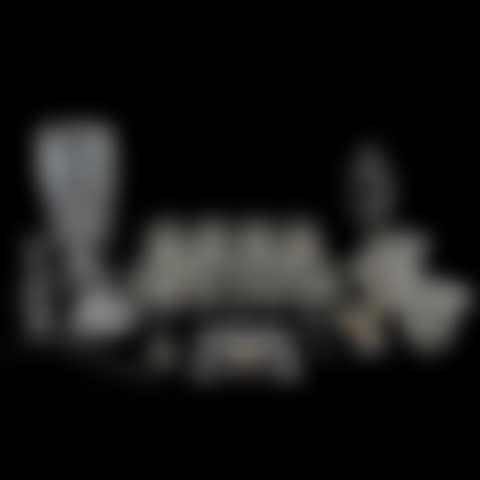 Lot of decorative items (preview)