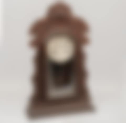 Table clock (preview)
