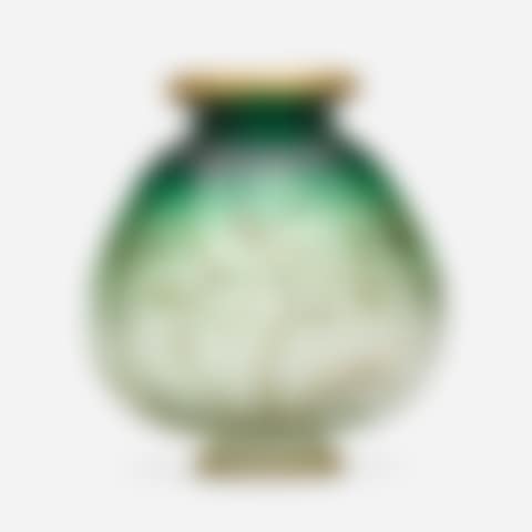 Early vase with poppies (preview)