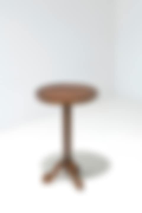 Pedestal table (preview)