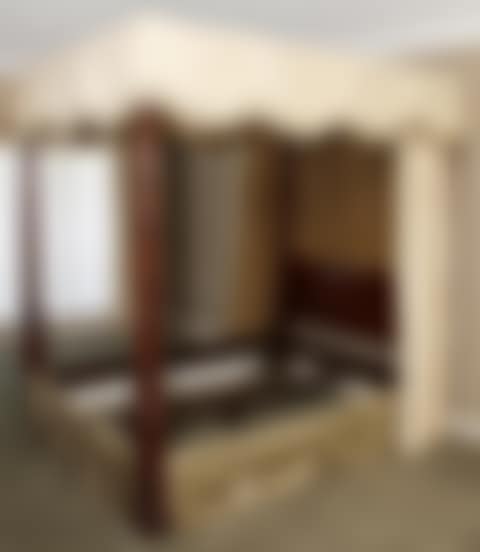 BAKER CARVED MAHOGANY 4 POSTER QUEEN SIZE BED WITH CANOPY (preview)