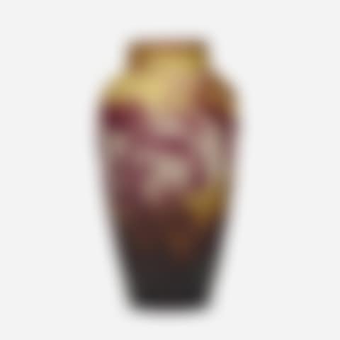 Vase with fuchsia (preview)