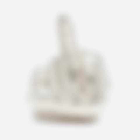 The Artist"s Hand (preview)