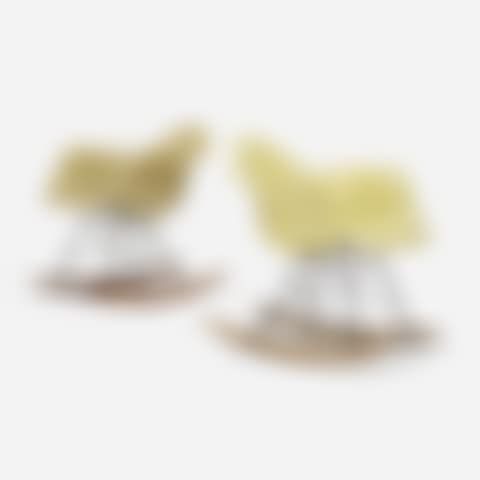 RARs, pair; A married pair (preview)