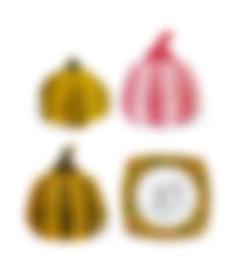 Mini Pumpkin (yellow/black); Pumpkin (white/red); Pumpkin (yellow/black); "The Me that I Adore: Fish" Plate (set of four pieces) (preview)