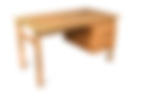 A desk (preview)