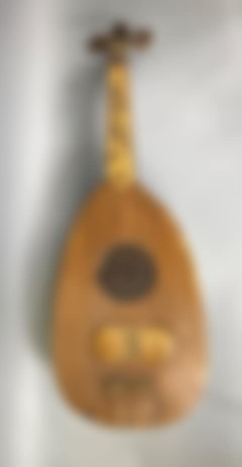 Wooden mandolin with marquetry decoration (preview)