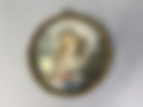 Round miniature representing the Duchess of Cavendish (preview)