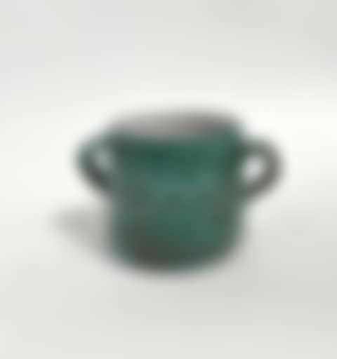 Two-handled pot (preview)