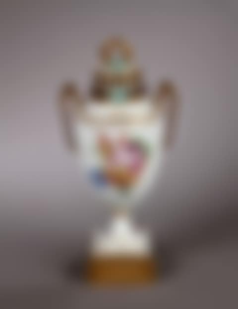 Potpourri vase (preview)