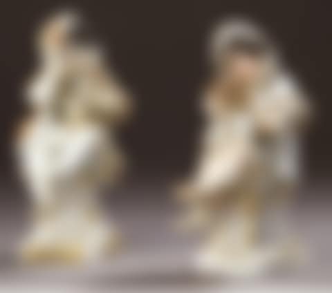 Two porcelain statuettes depicting winter (preview)
