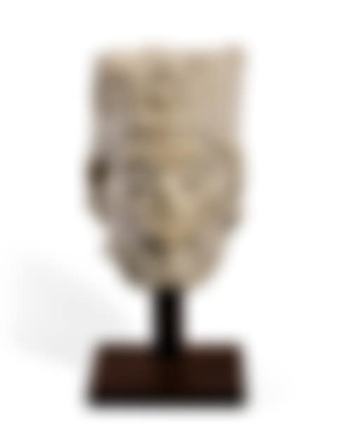 Head of a magus or king (preview)