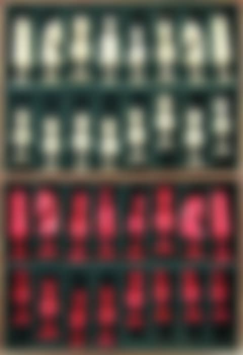 Figural chess set (preview)