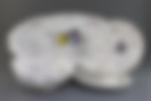 An extensive Meissen dinner service (preview)