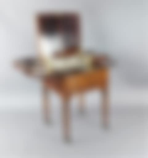 Toilet table (preview)