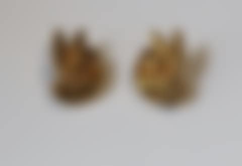 Pair of “swan” EARRINGS (preview)